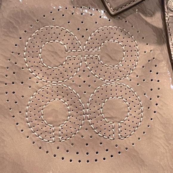 Coach Audrey Patent Leather! - Picture 4 of 8